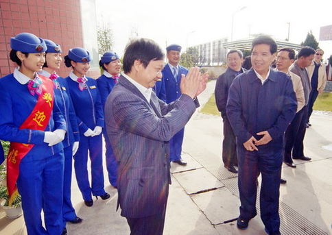 大鸡烟厂旧址_济南将军烟厂职工收入(3)